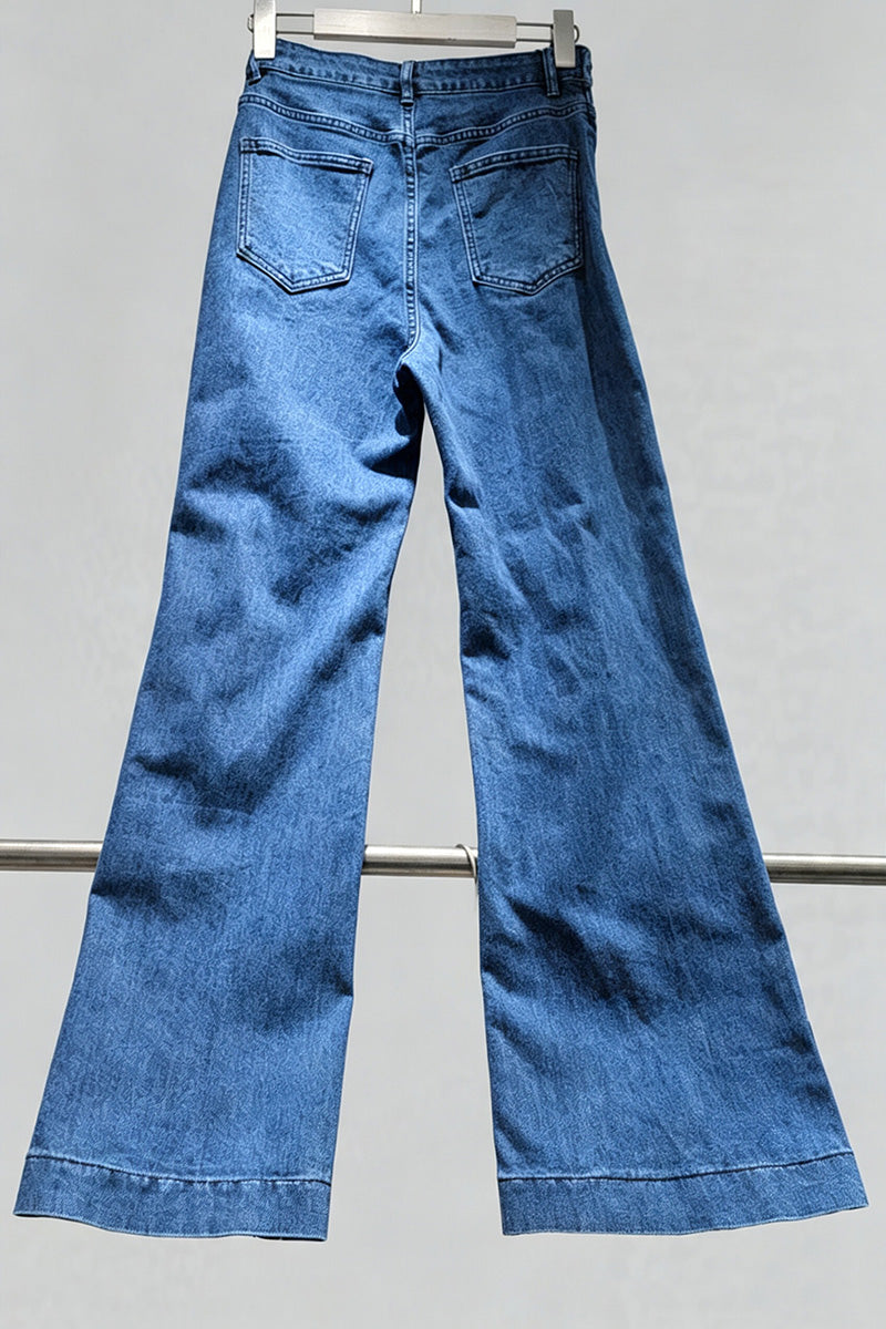 Button Arch Detail Straight Jeans