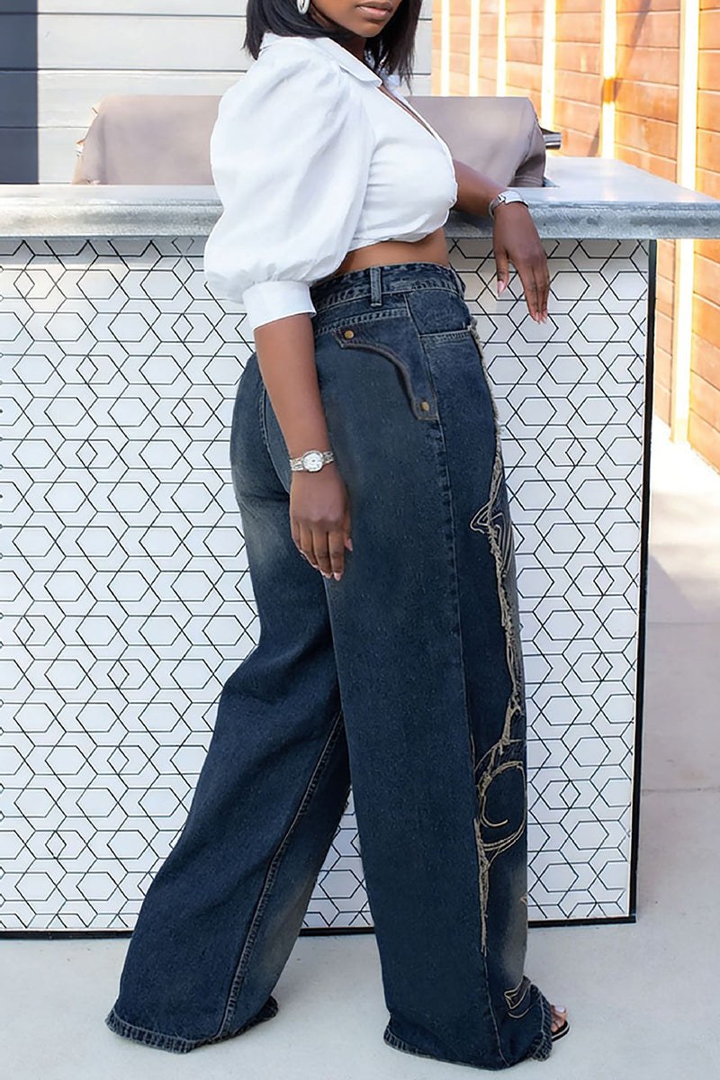 Artistic Stitch Barrel Jeans