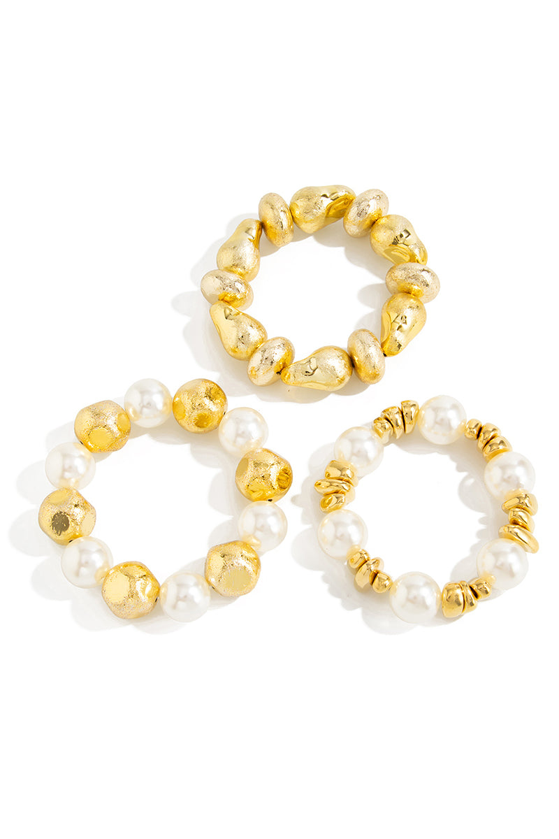 Bold Statement Pearl and Gold Bracelet