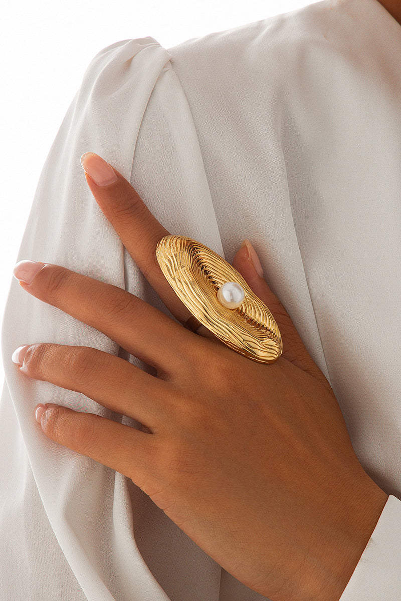 Bold Cluster Statement Ring