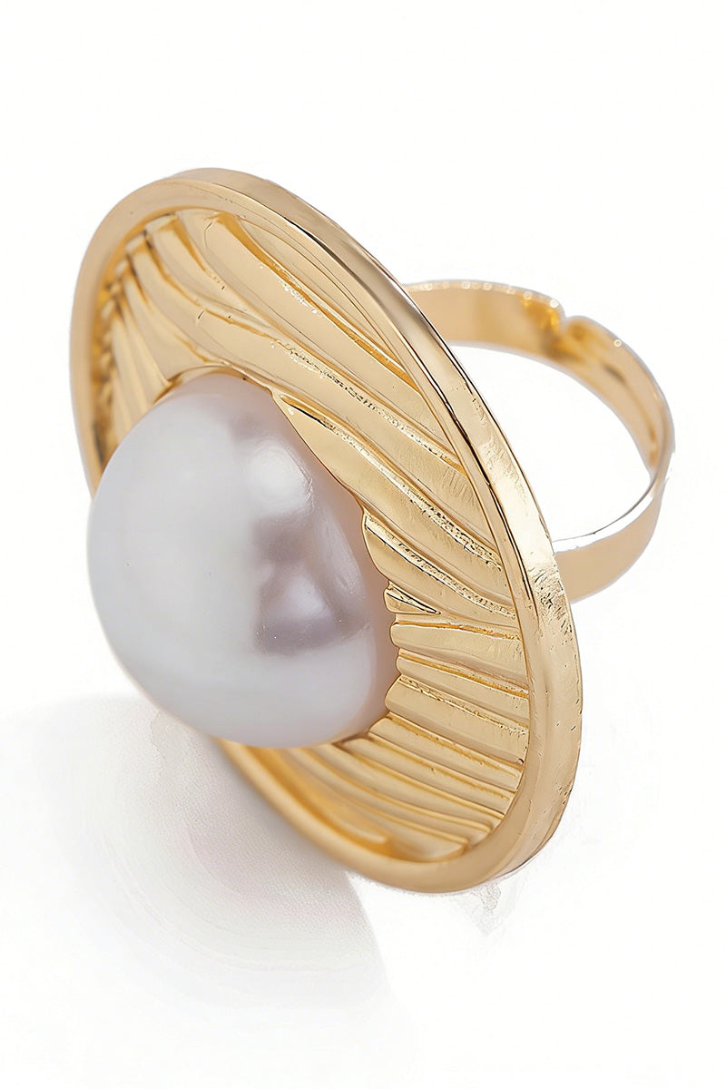 Bold Statement Cluster Ring