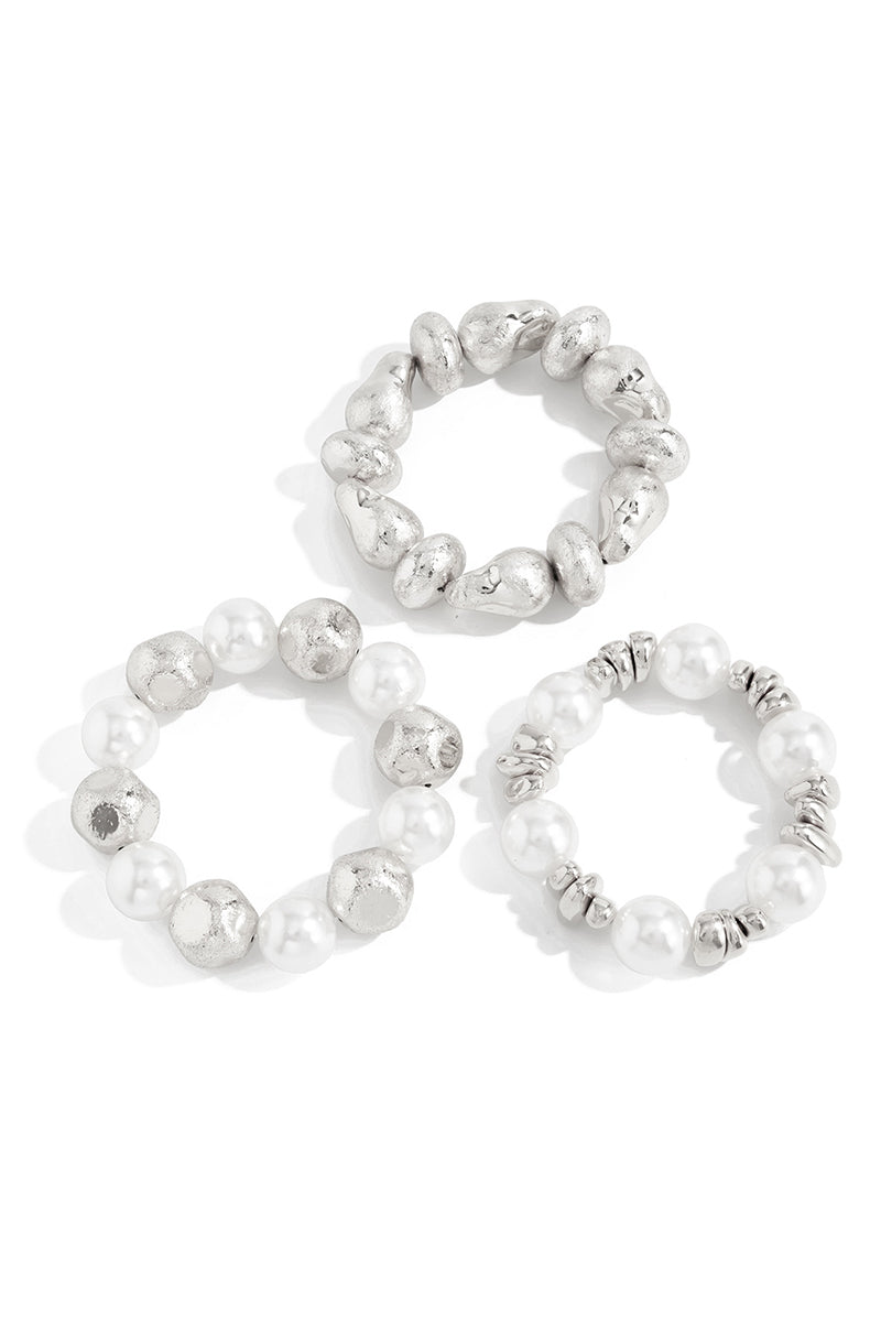 Bold Statement Pearl and Gold Bracelet
