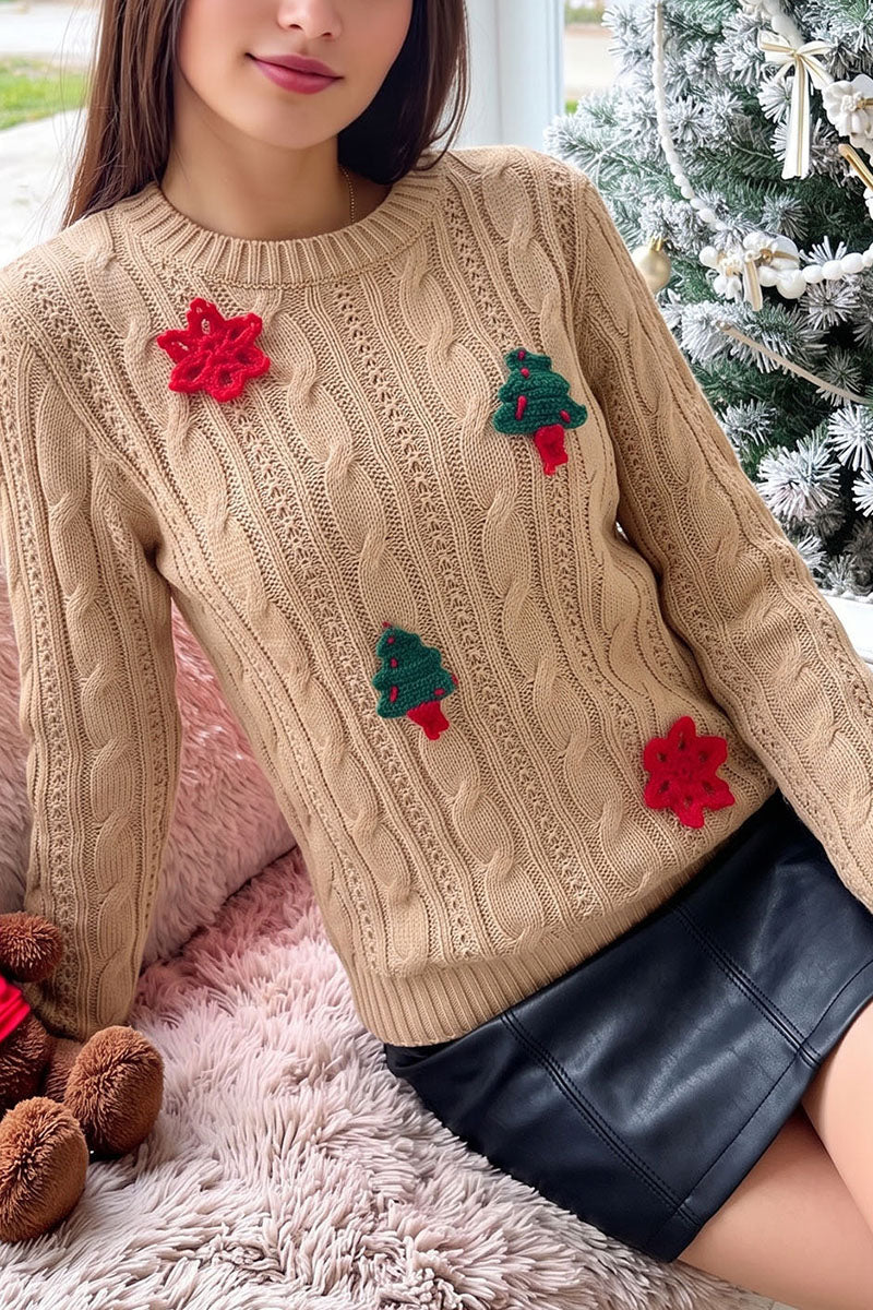 Applique Cable Knit Crew Neck Sweater