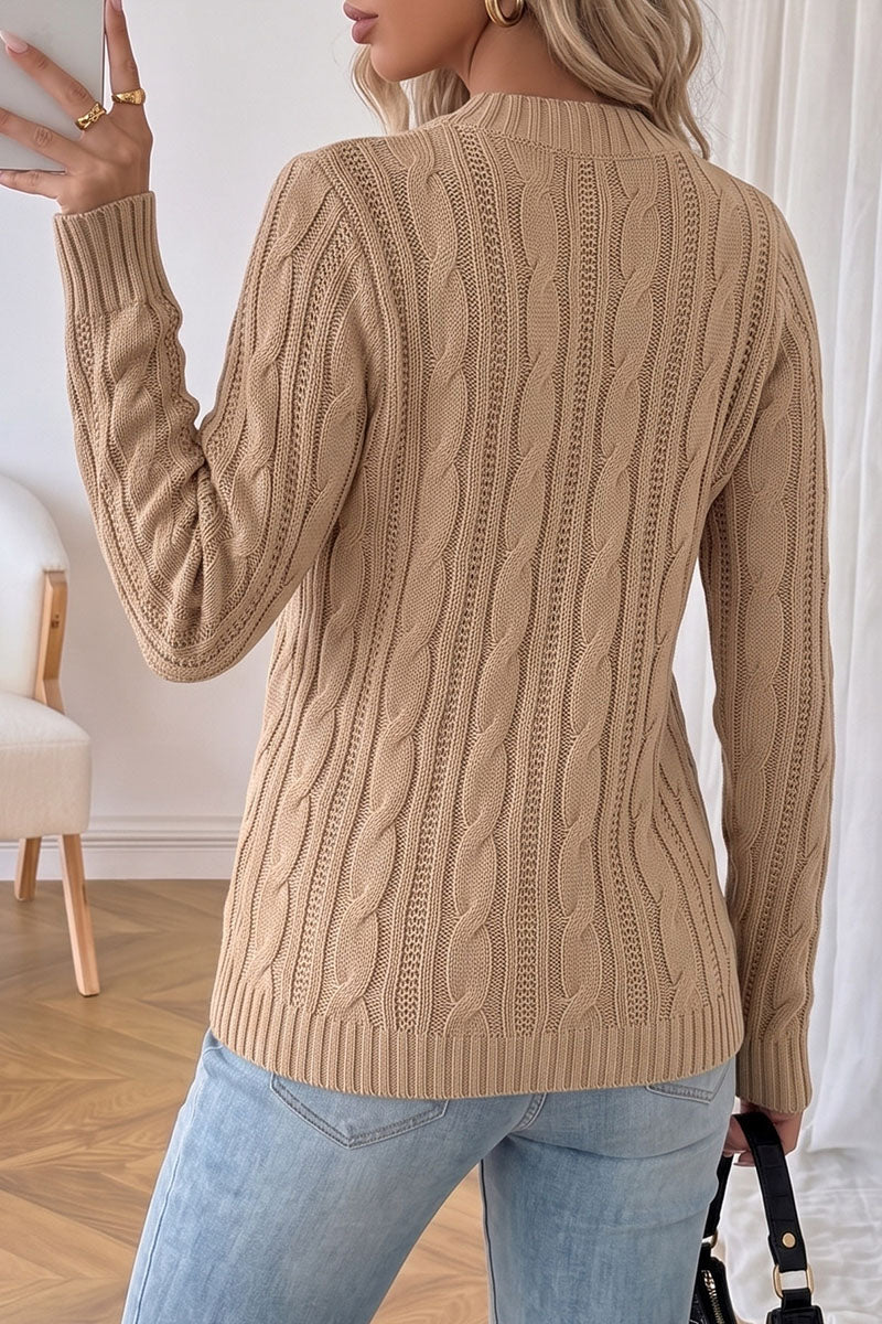 Applique Cable Knit Crew Neck Sweater